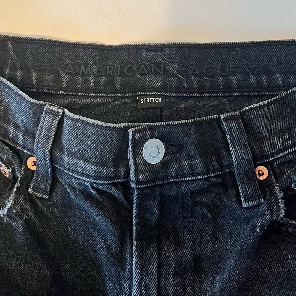 American Eagle Women's Black Skinny Jeans Size 4
Mid Rise - Picture 5 of 7